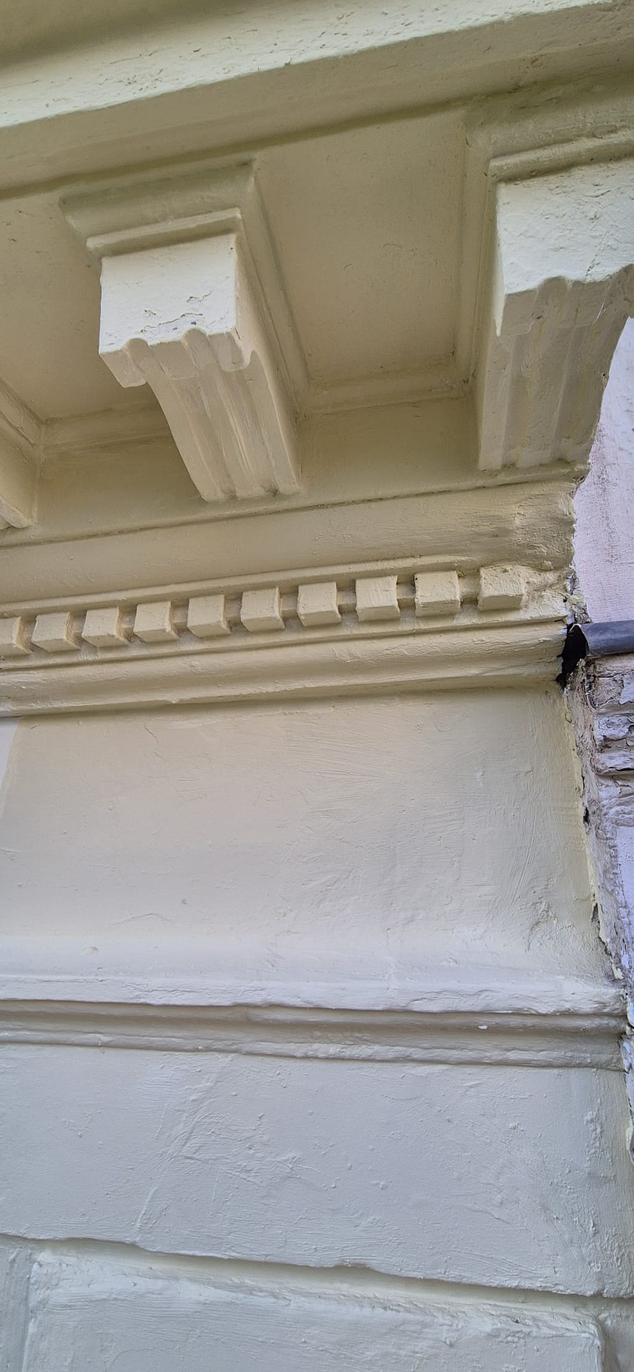 Restauración de cornisa